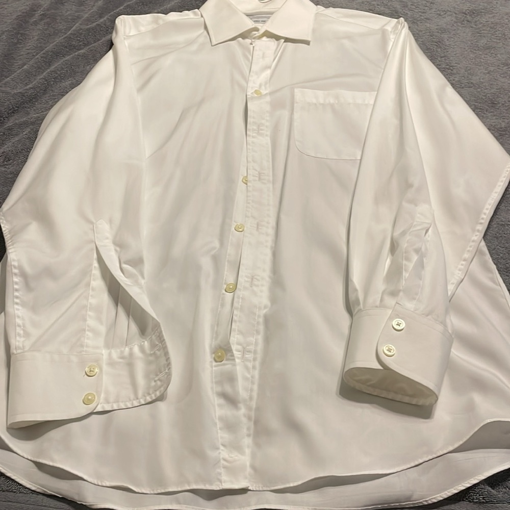 Charles Tyrwhitt SET OF TWO Men’s Dress Shirts Size: 16.5/35.  white, blue - Picture 10 of 11